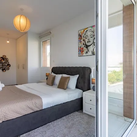 Apartmán Starlet 1bedroom W Pool And Balcony In *