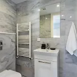 Starlet 1bedroom W Pool And Balcony In * Larnaca