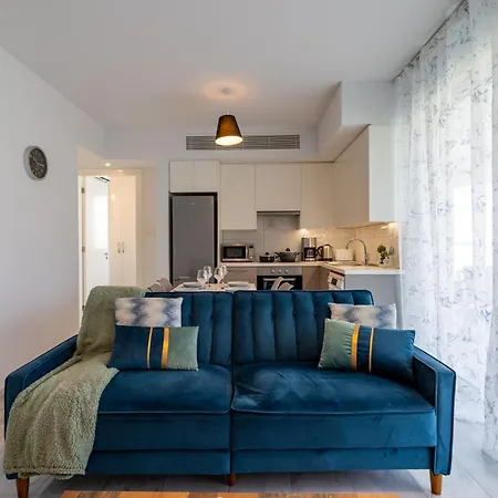 Starlet 1bedroom W Pool And Balcony In アパート