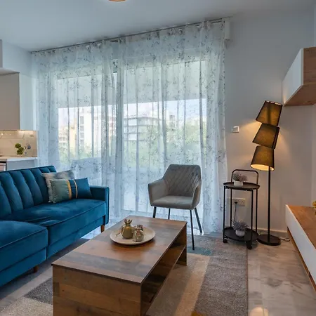 Starlet 1bedroom W Pool And Balcony In アパート *